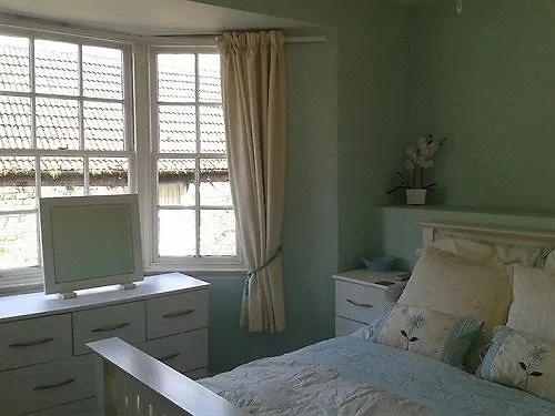The Three Coopers Bed and Breakfast Bedale 3*,